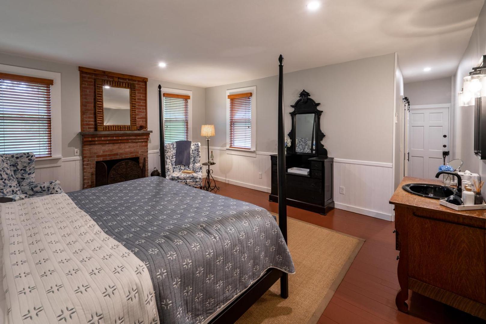 Beechwood Inn Clayton Rum bild